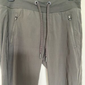 Athleta Trekkie North Jogger. High waist tie, zipper pockets/preowned